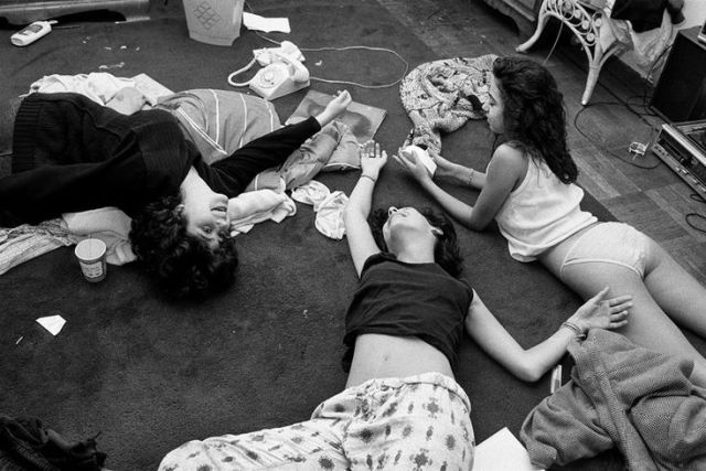 Karen Marshall captures NYC teens 30 years of friendship love and loss